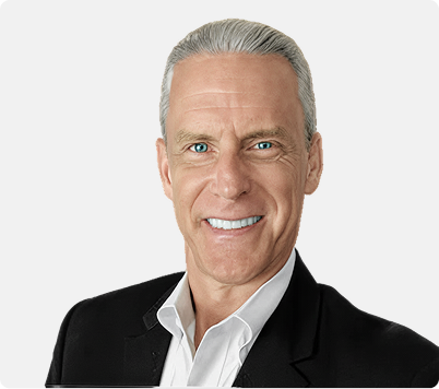 Portrait of Steve Sandweg
